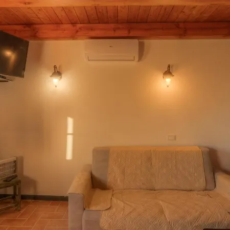 La Casa Di Benvenuto 2 - Wifi Kitchen And Ac 別荘 ヴェルナッツァ