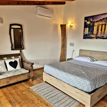 Hébergement de vacances Cà Du Venuto 2 *